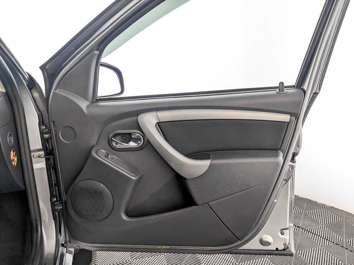 Купить Renault Duster с пробегом. Фото: #23