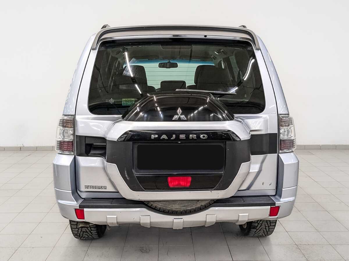 Купить Mitsubishi Pajero с пробегом. Фото: #5