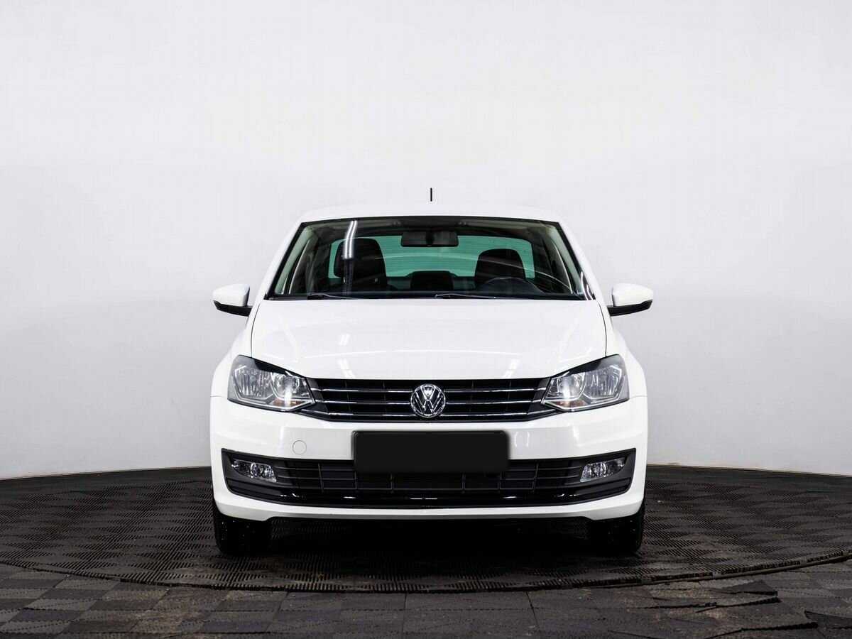 Купить Volkswagen Polo с пробегом. Фото: #1