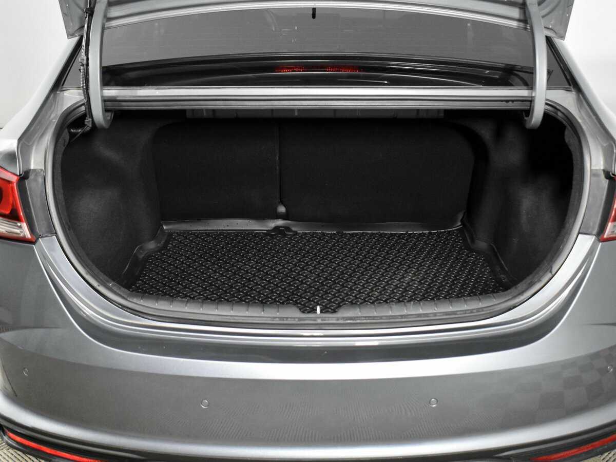 Купить Hyundai Solaris с пробегом. Фото: #14