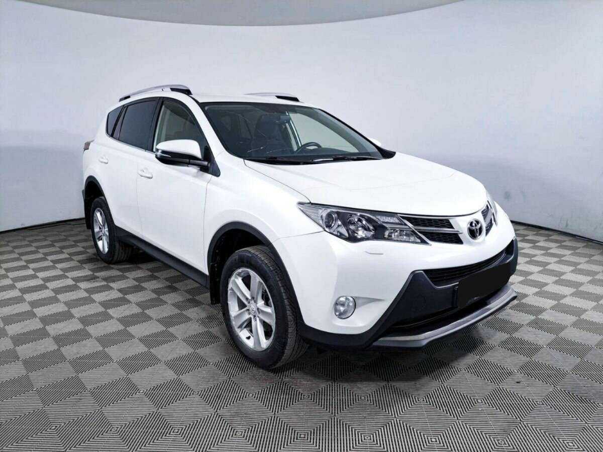 Купить Toyota RAV4 с пробегом. Фото: #2