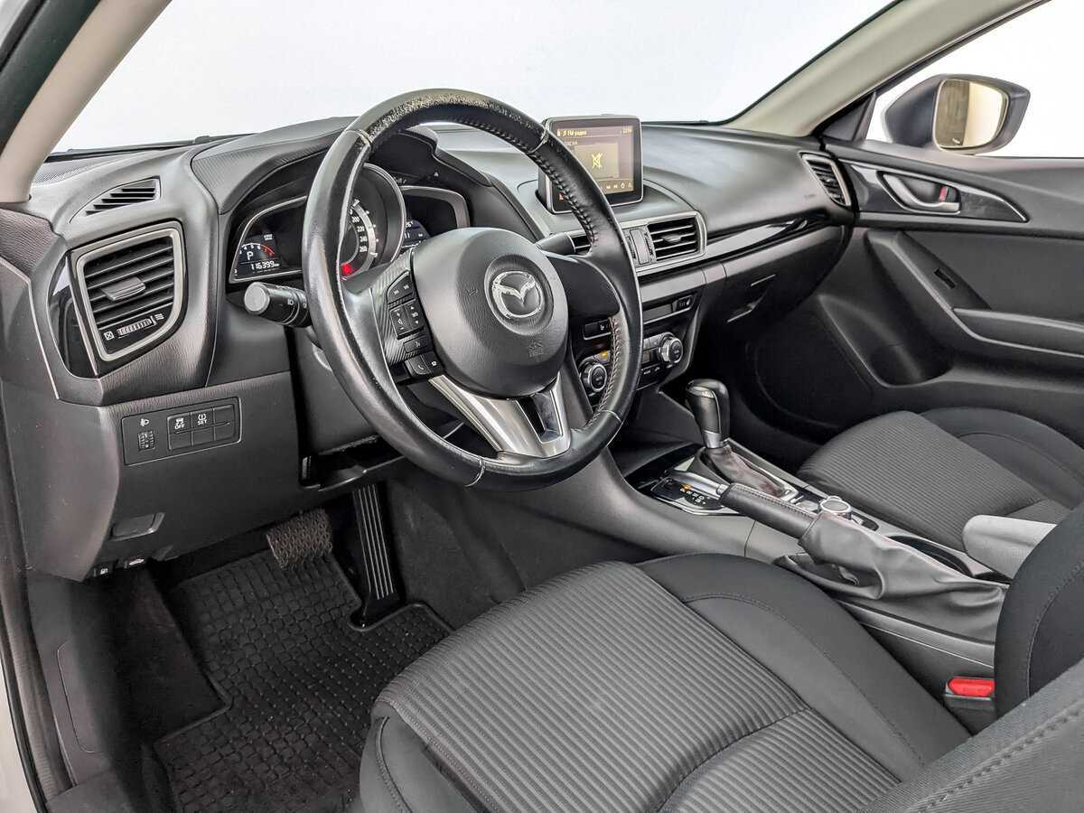 Купить Mazda 3 с пробегом. Фото: #15