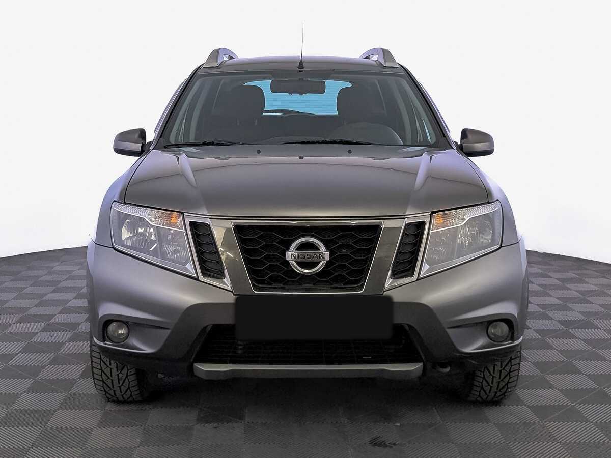 Купить Nissan Terrano с пробегом. Фото: #1