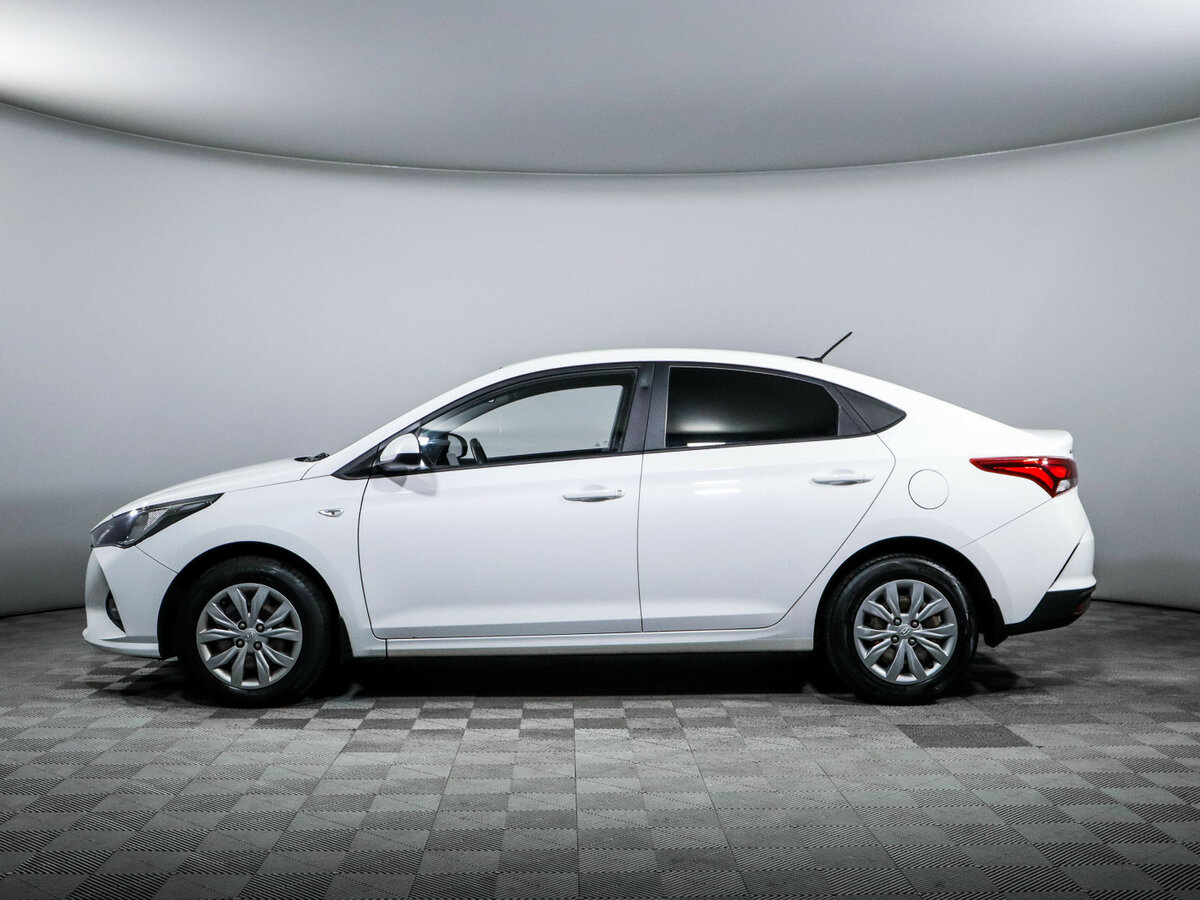 Купить Hyundai Solaris с пробегом. Фото: #7