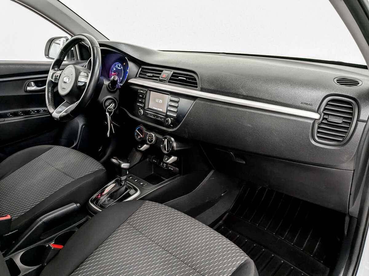 Купить Kia Rio с пробегом. Фото: #9