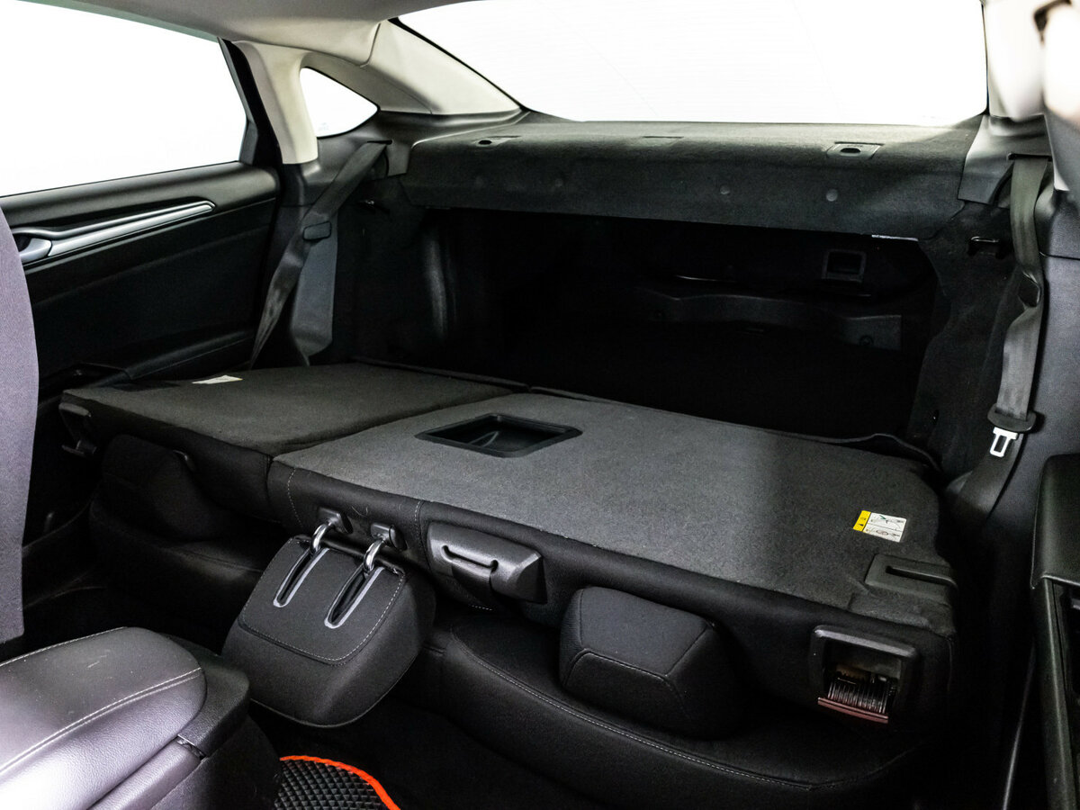 Купить Ford Mondeo с пробегом. Фото: #17