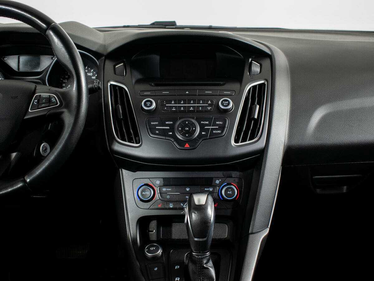 Купить Ford Focus с пробегом. Фото: #10