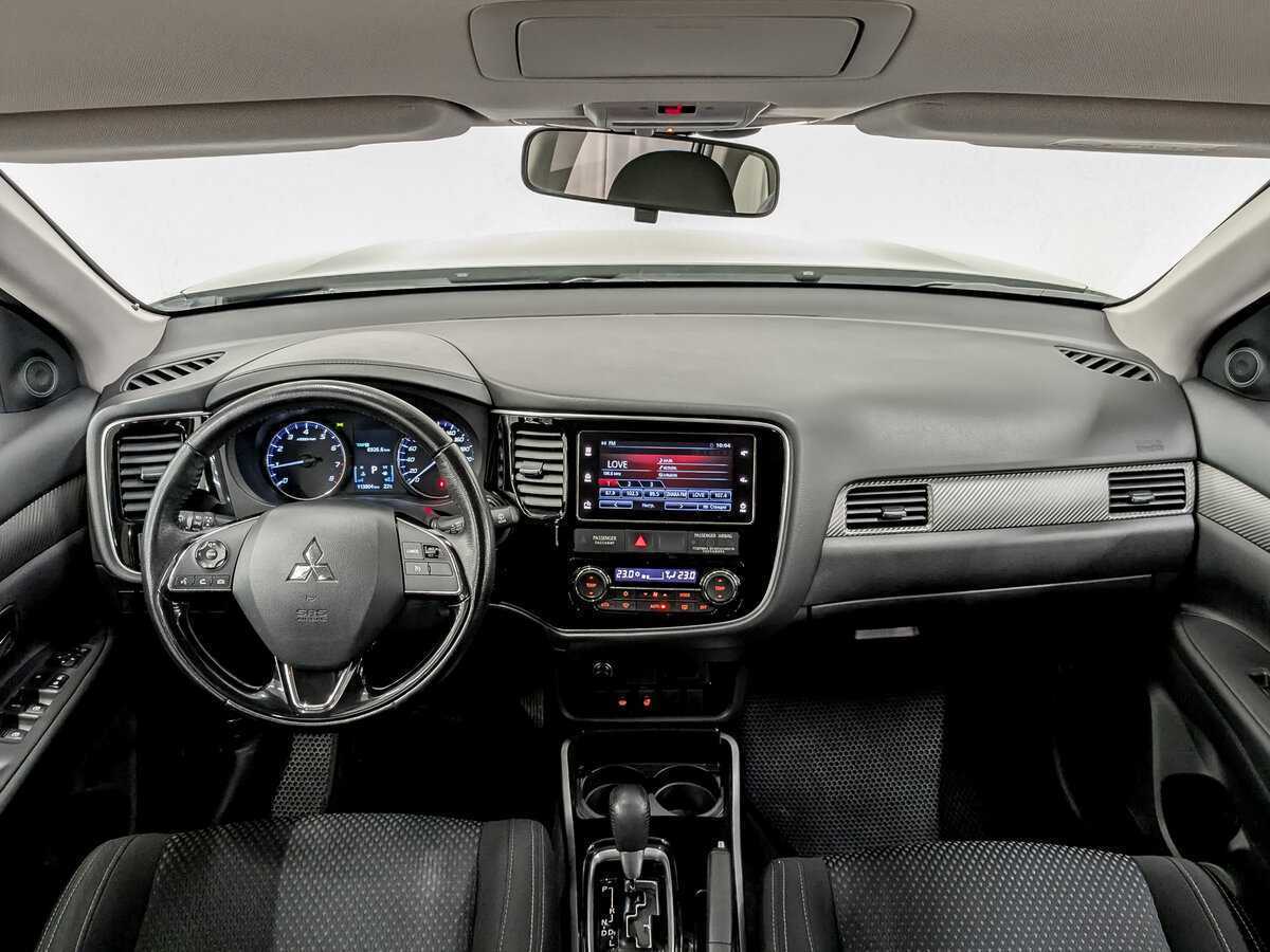 Купить Mitsubishi Outlander с пробегом. Фото: #13