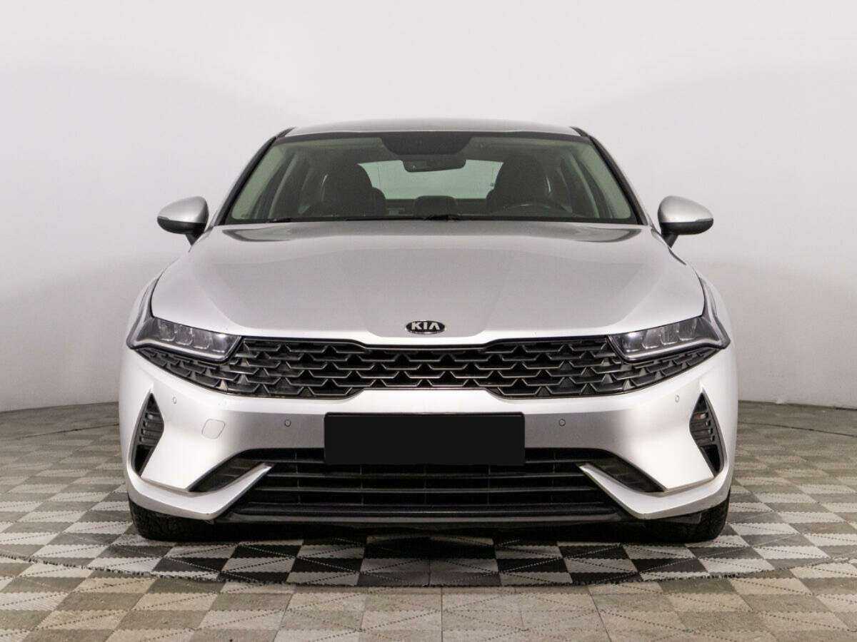Купить Kia K5 с пробегом. Фото: #1