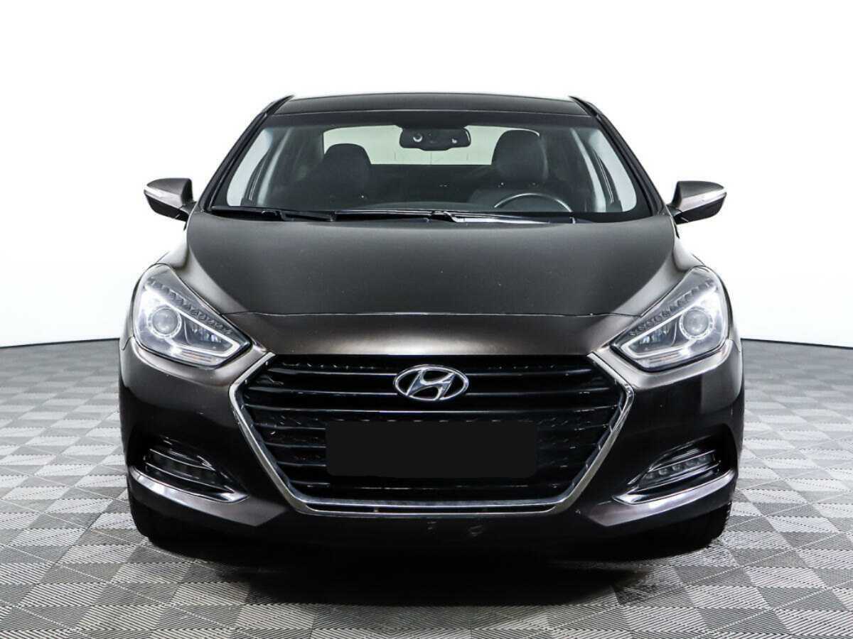 Купить Hyundai i40 с пробегом. Фото: #1