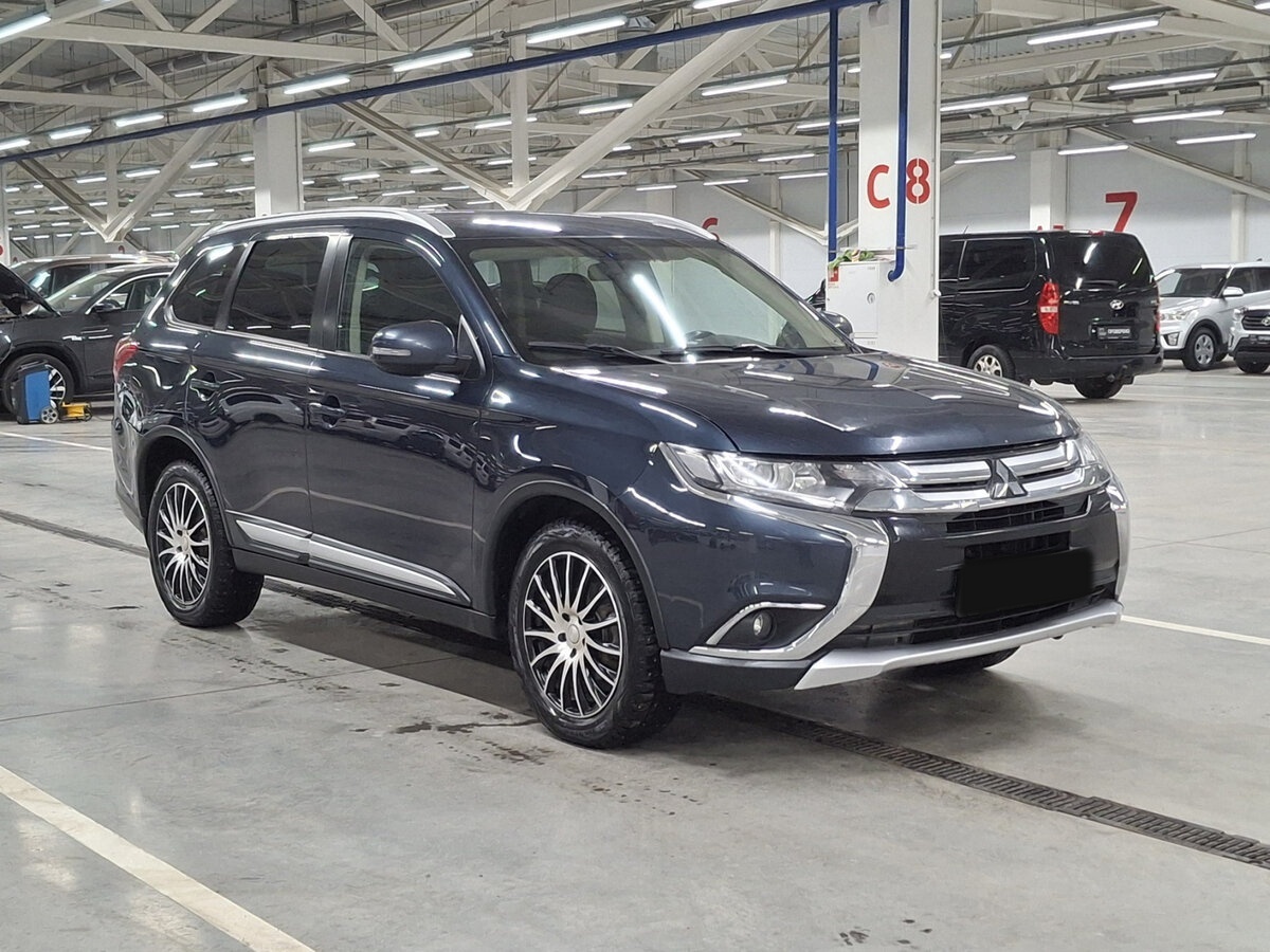 Купить Mitsubishi Outlander с пробегом. Фото: #2