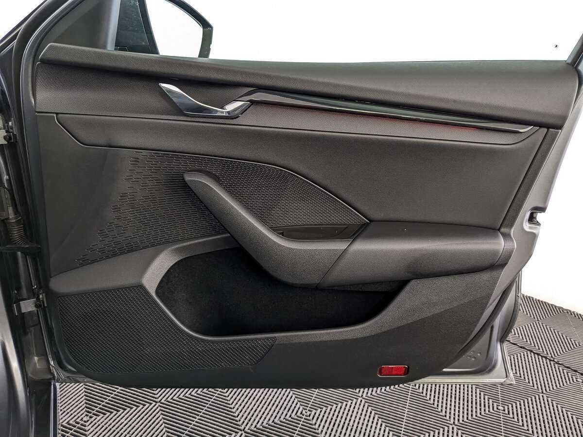 Купить Skoda Octavia с пробегом. Фото: #18