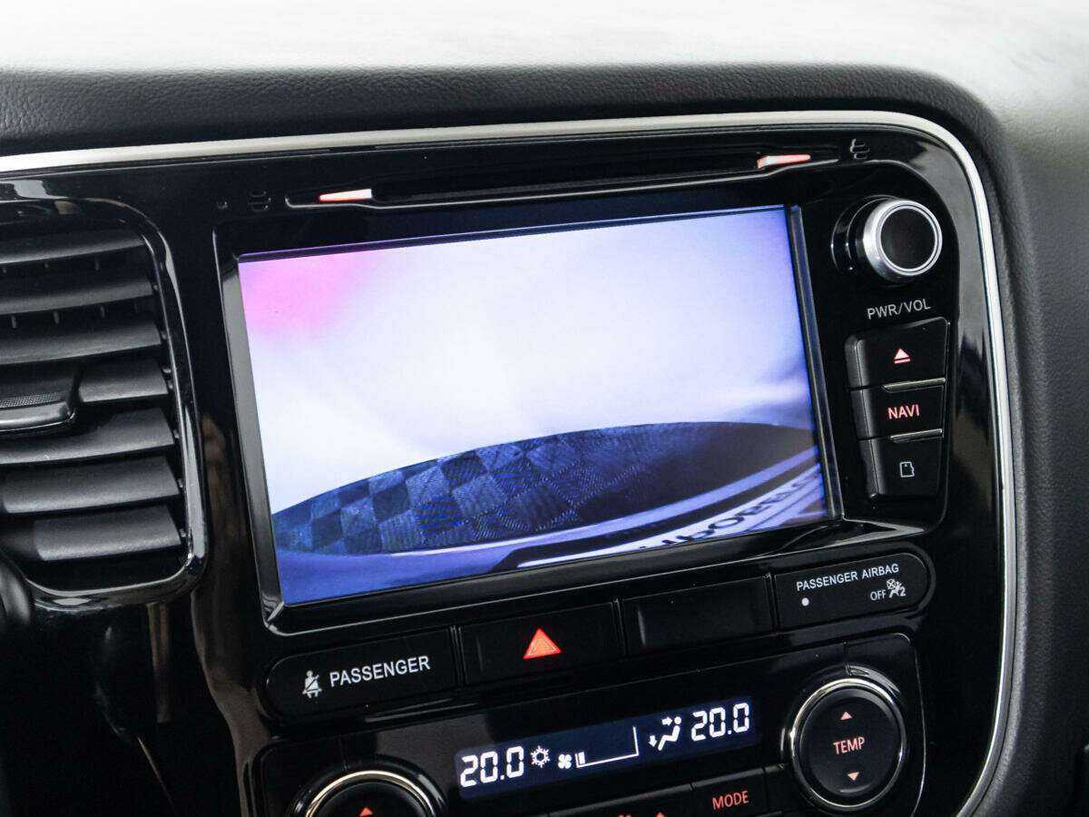 Купить Mitsubishi Outlander с пробегом. Фото: #14