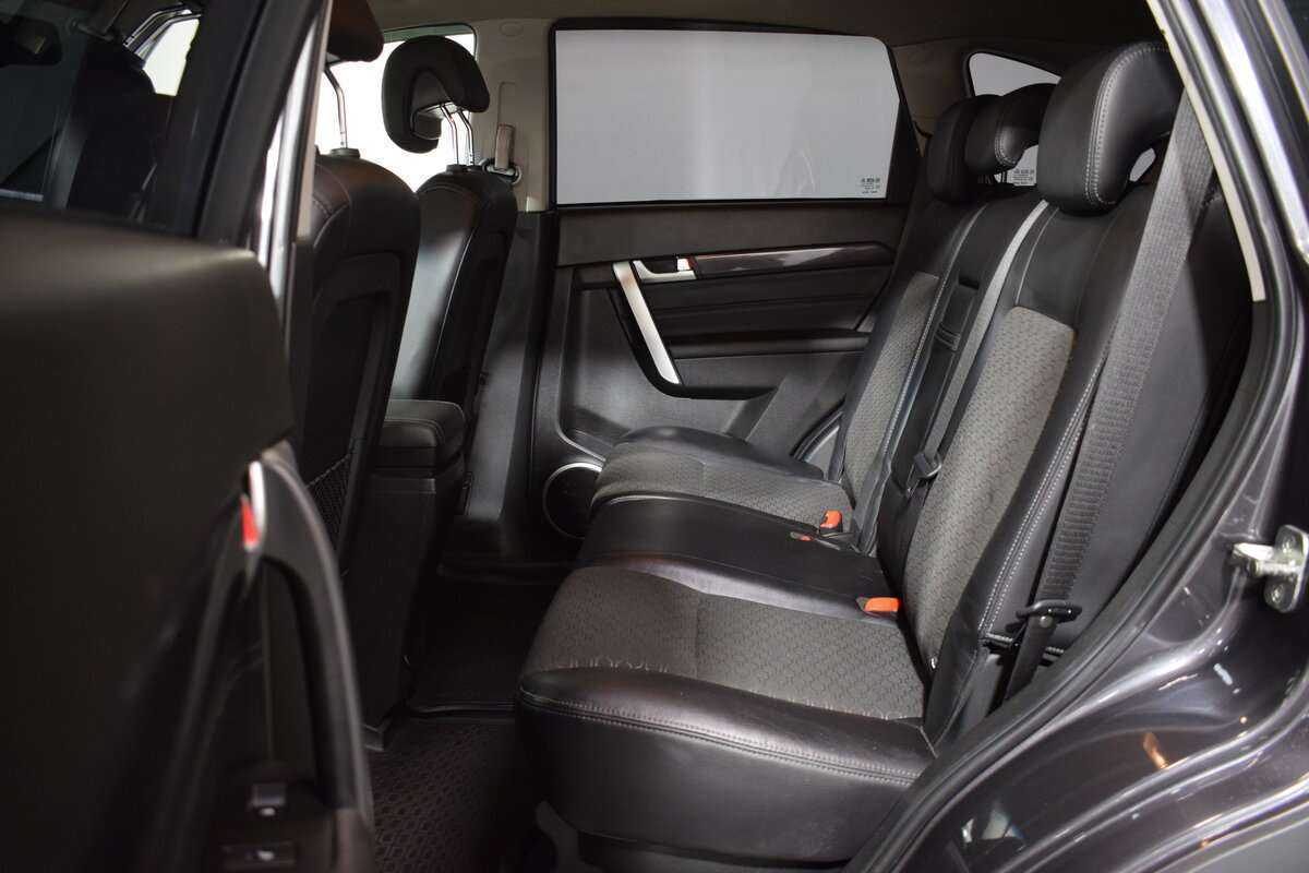 Купить Chevrolet Captiva с пробегом. Фото: #12