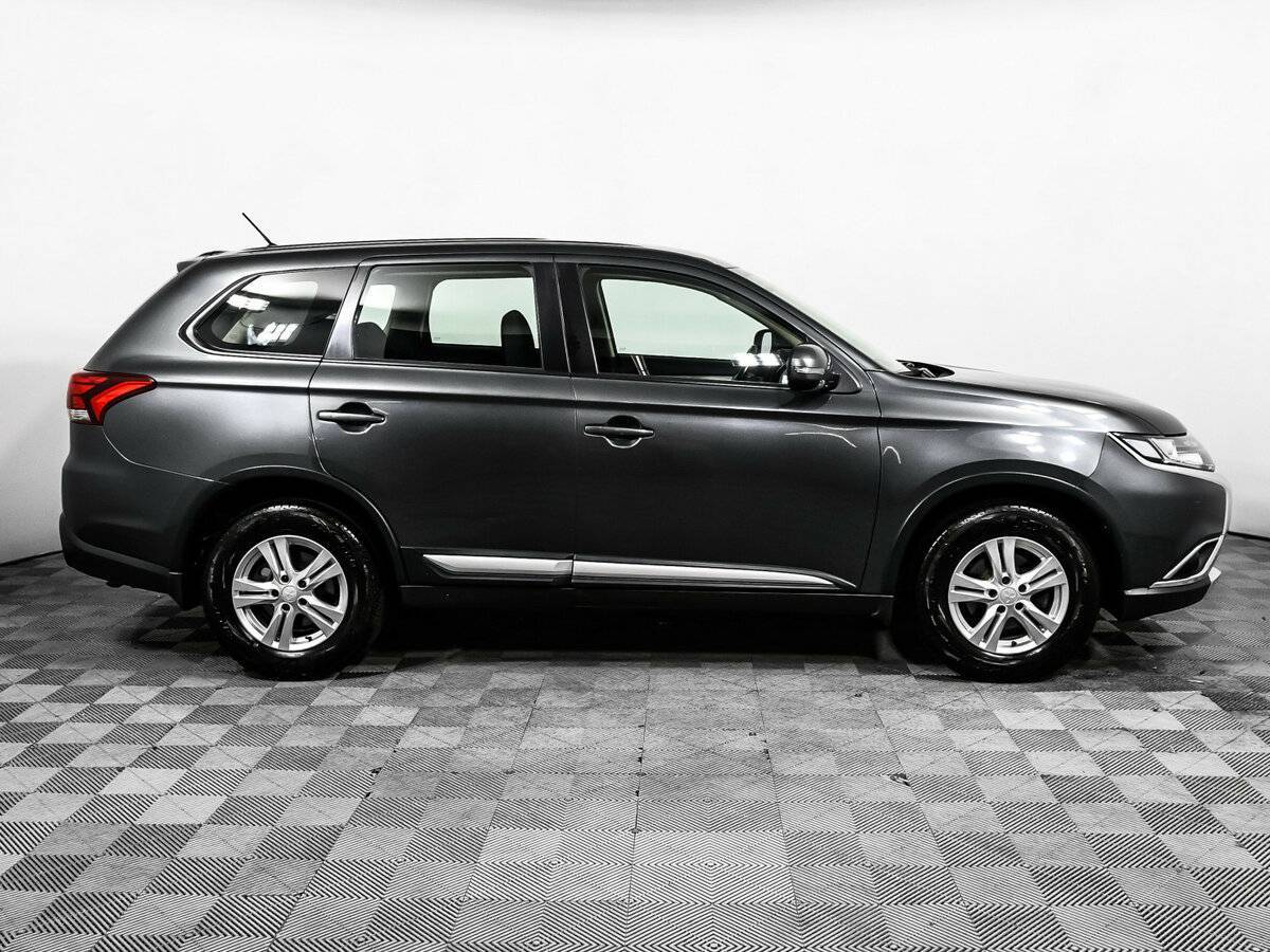 Купить Mitsubishi Outlander с пробегом. Фото: #3