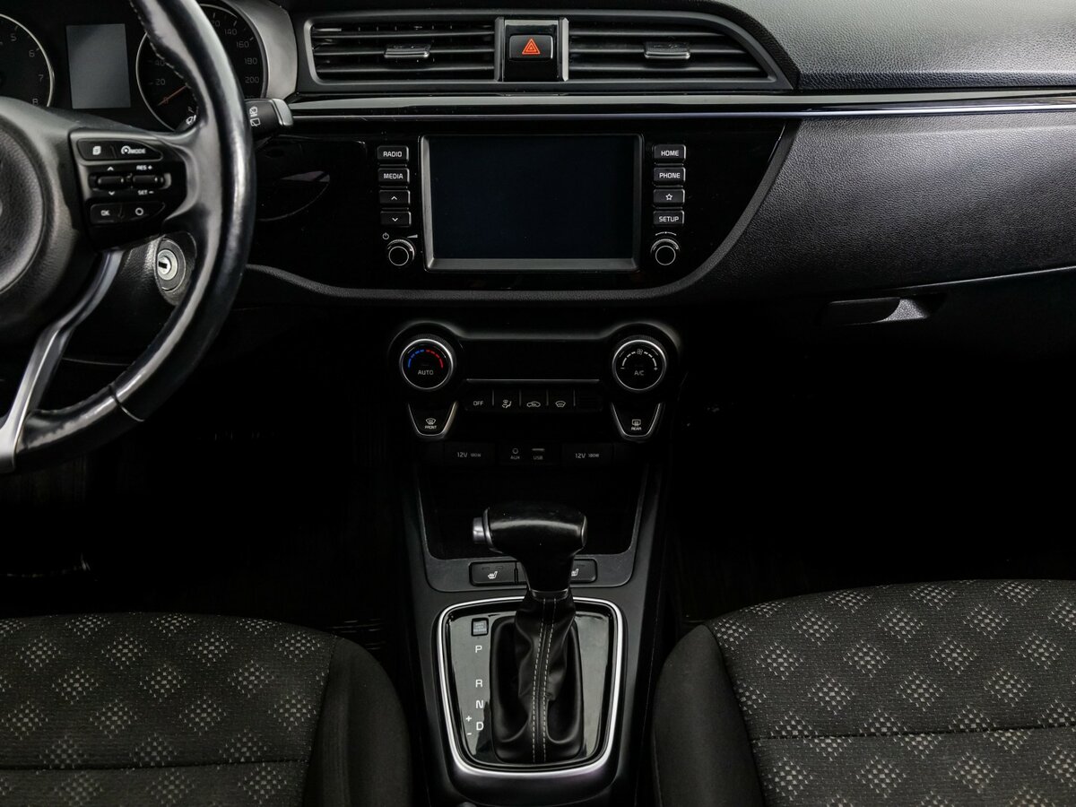 Купить Kia Rio с пробегом. Фото: #9