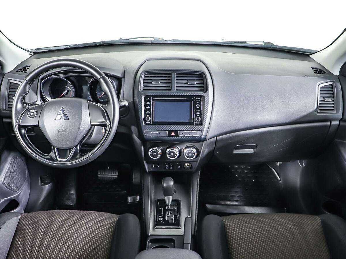 Купить Mitsubishi ASX с пробегом. Фото: #10