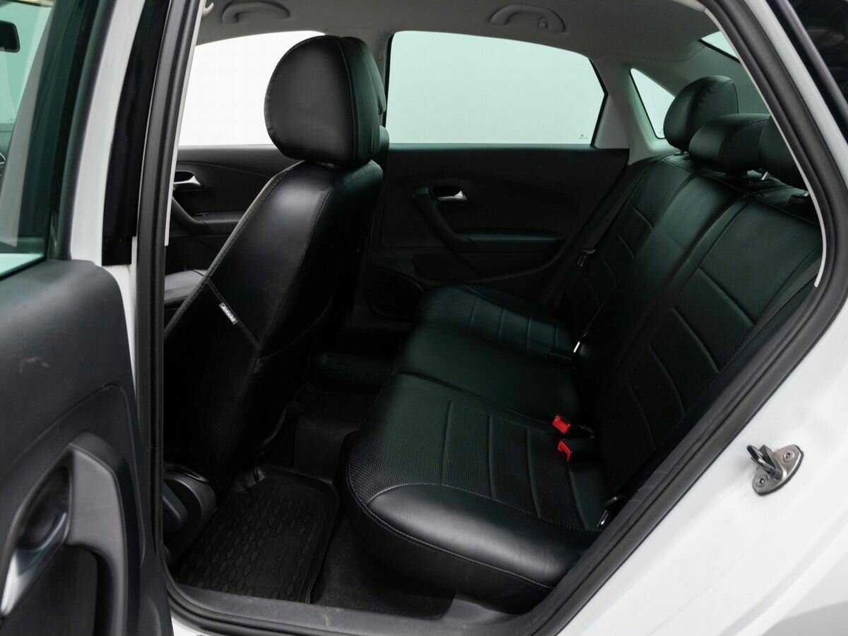 Купить Volkswagen Polo с пробегом. Фото: #9