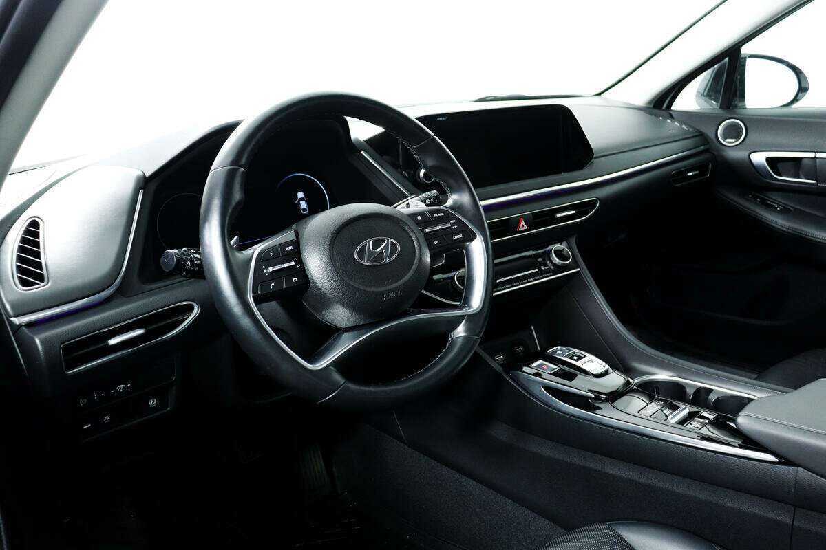 Купить Hyundai Sonata с пробегом. Фото: #12