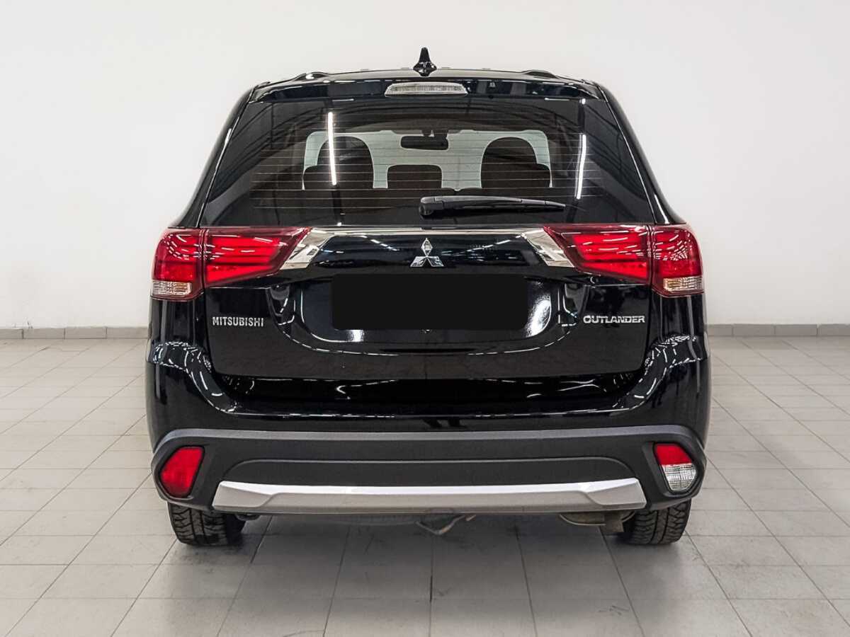Купить Mitsubishi Outlander с пробегом. Фото: #5