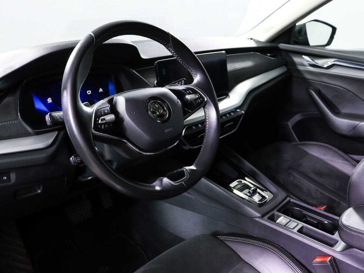 Купить Skoda Octavia с пробегом. Фото: #11