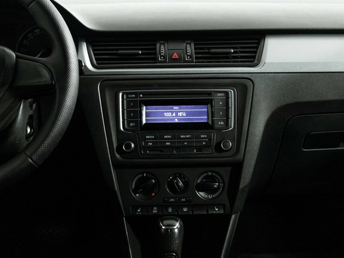 Купить Skoda Rapid с пробегом. Фото: #13