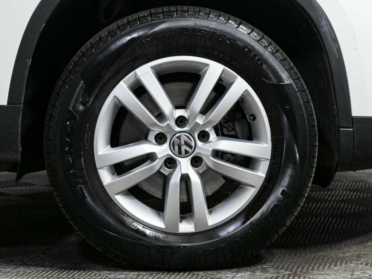 Купить Volkswagen Tiguan с пробегом. Фото: #13