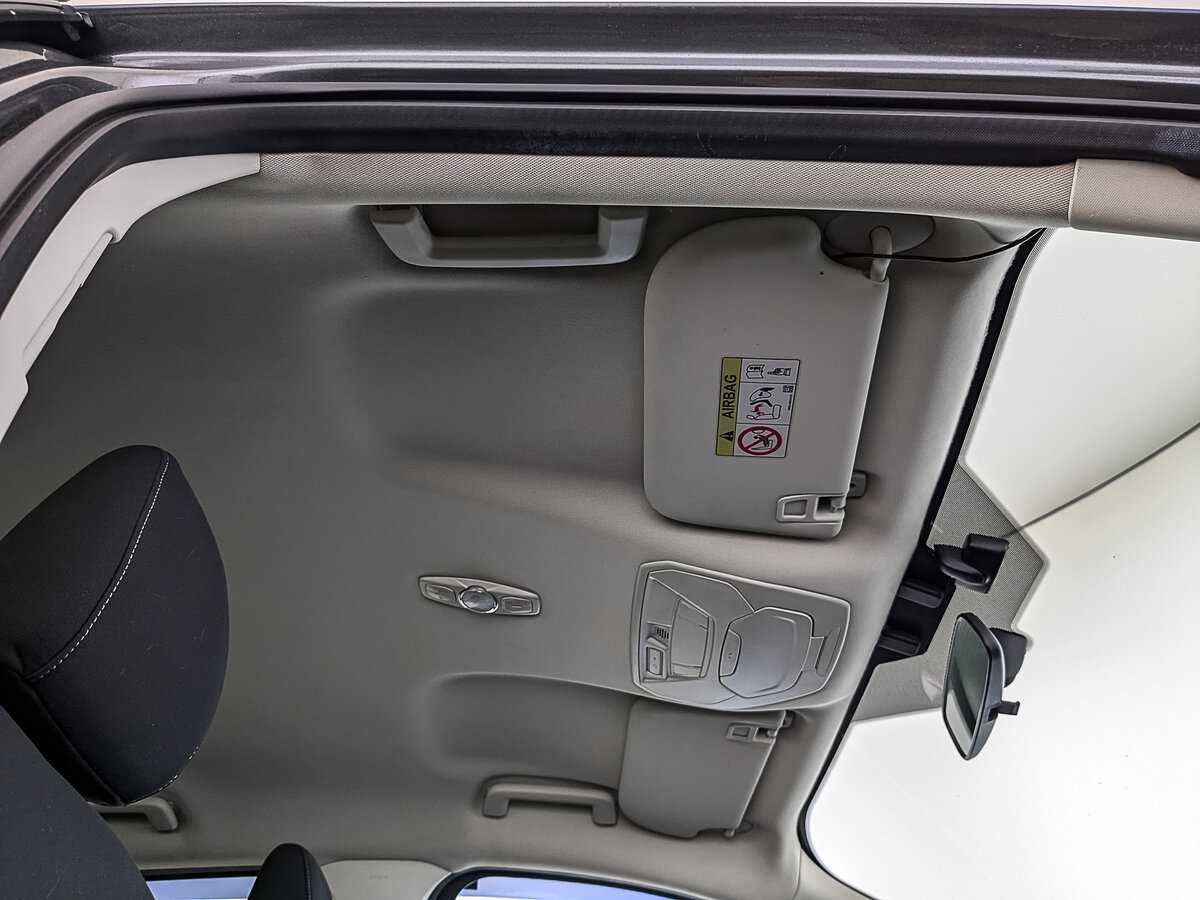 Купить Ford Kuga с пробегом. Фото: #21