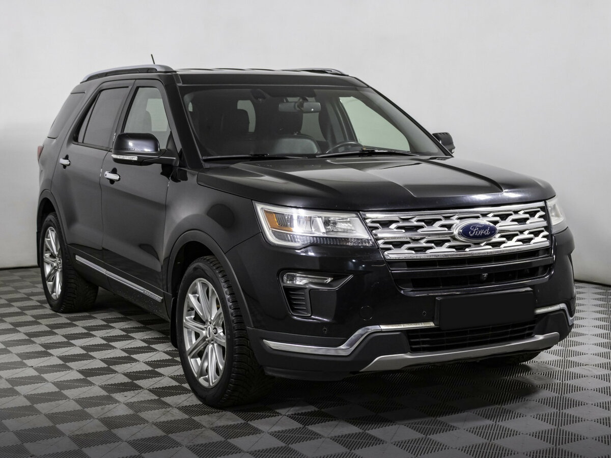 Купить Ford Explorer с пробегом. Фото: #2