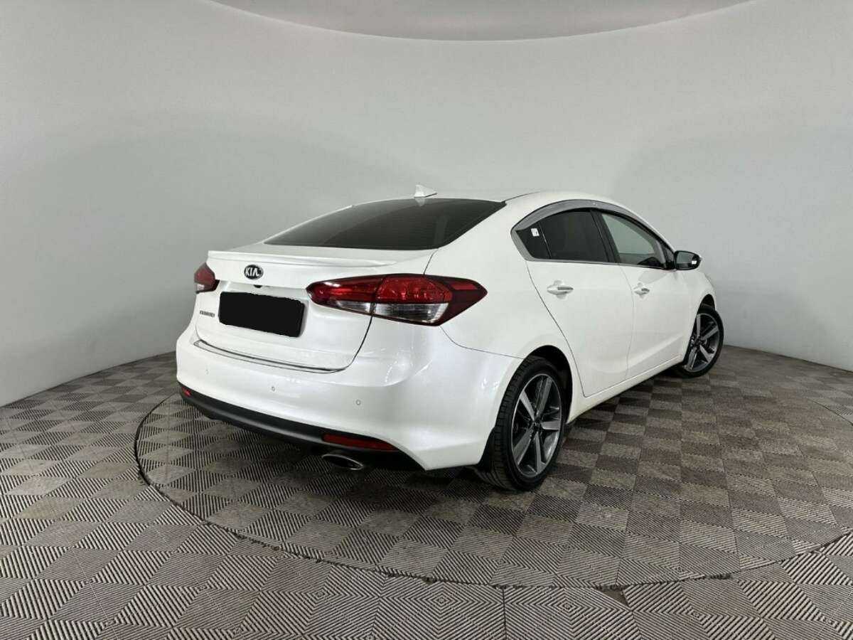 Купить Kia Cerato с пробегом. Фото: #5