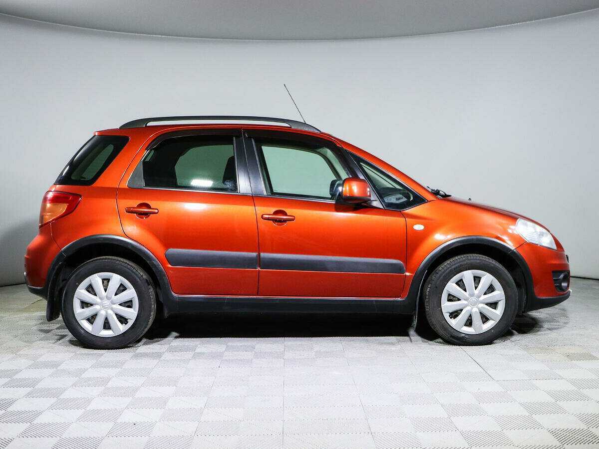 Купить Suzuki SX4 с пробегом. Фото: #3