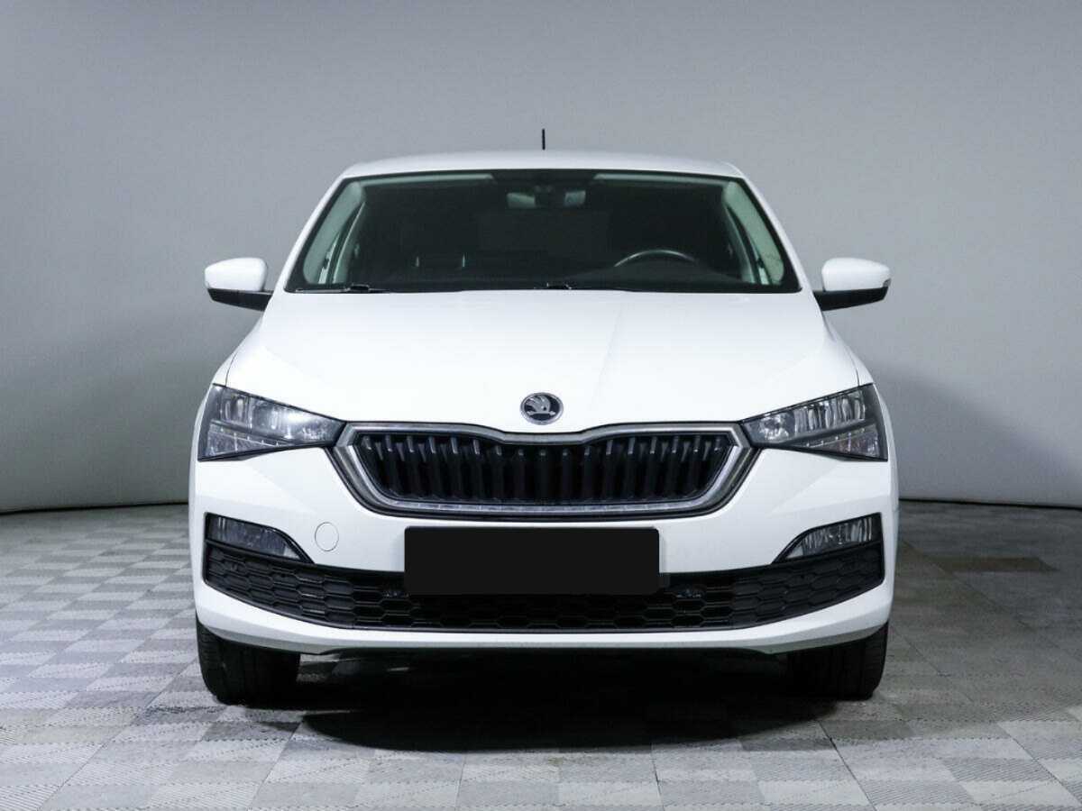 Купить Skoda Rapid с пробегом. Фото: #1
