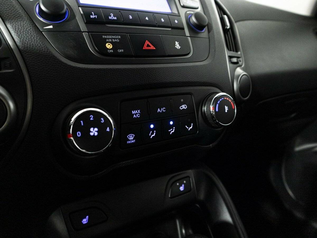 Купить Hyundai ix35 с пробегом. Фото: #14