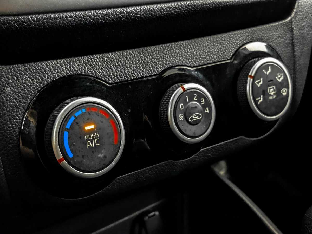 Купить Kia Rio с пробегом. Фото: #20