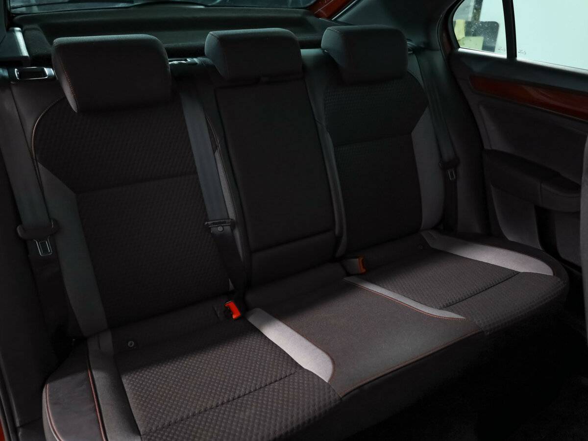 Купить Volkswagen Polo с пробегом. Фото: #20