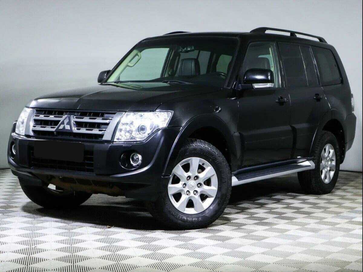Купить Mitsubishi Pajero с пробегом. Фото: #0