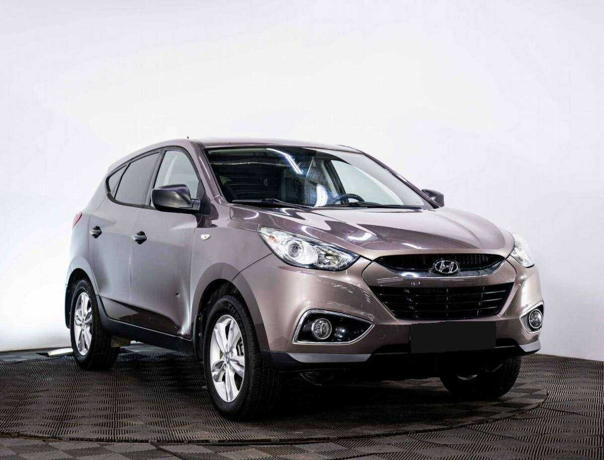 Купить Hyundai ix35 с пробегом. Фото: #2