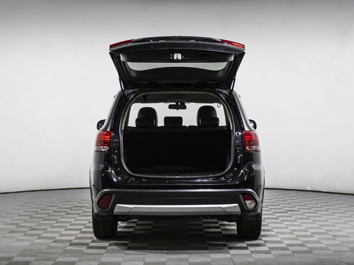 Купить Mitsubishi Outlander с пробегом. Фото: #16