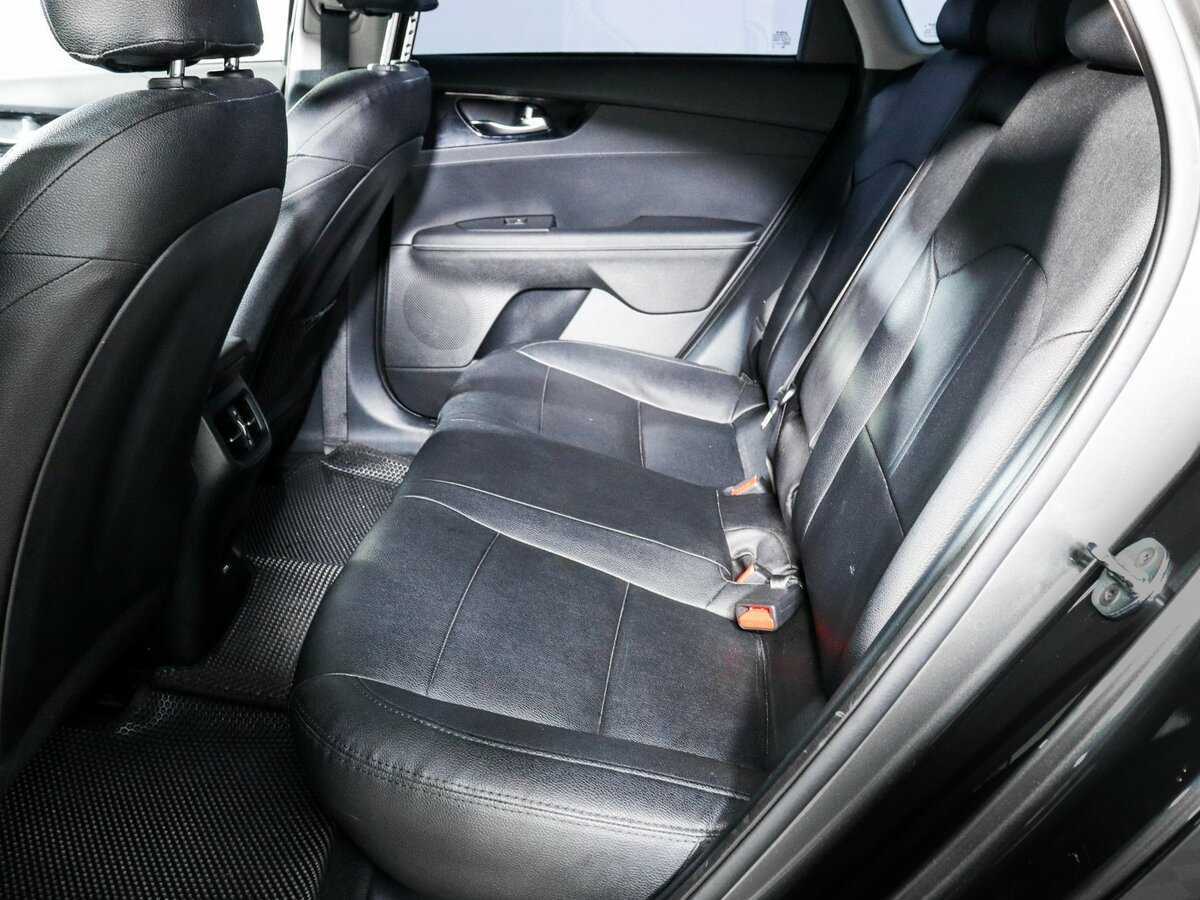 Купить Kia Cerato с пробегом. Фото: #6