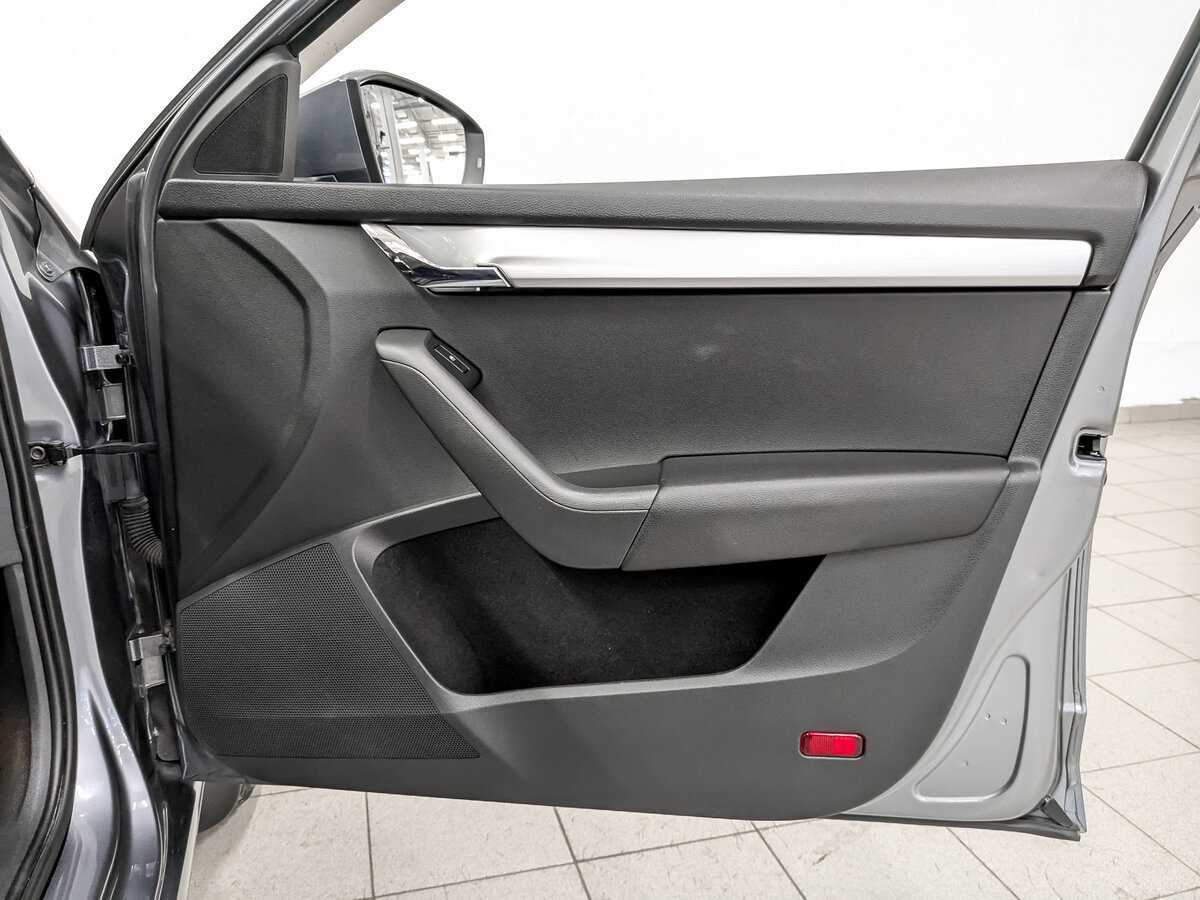 Купить Skoda Octavia с пробегом. Фото: #23