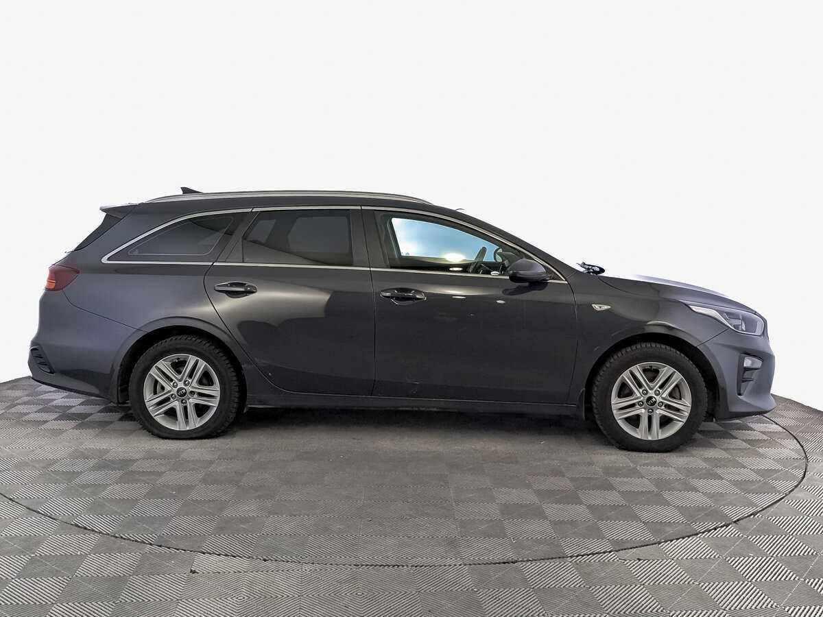 Купить Kia Ceed с пробегом. Фото: #3
