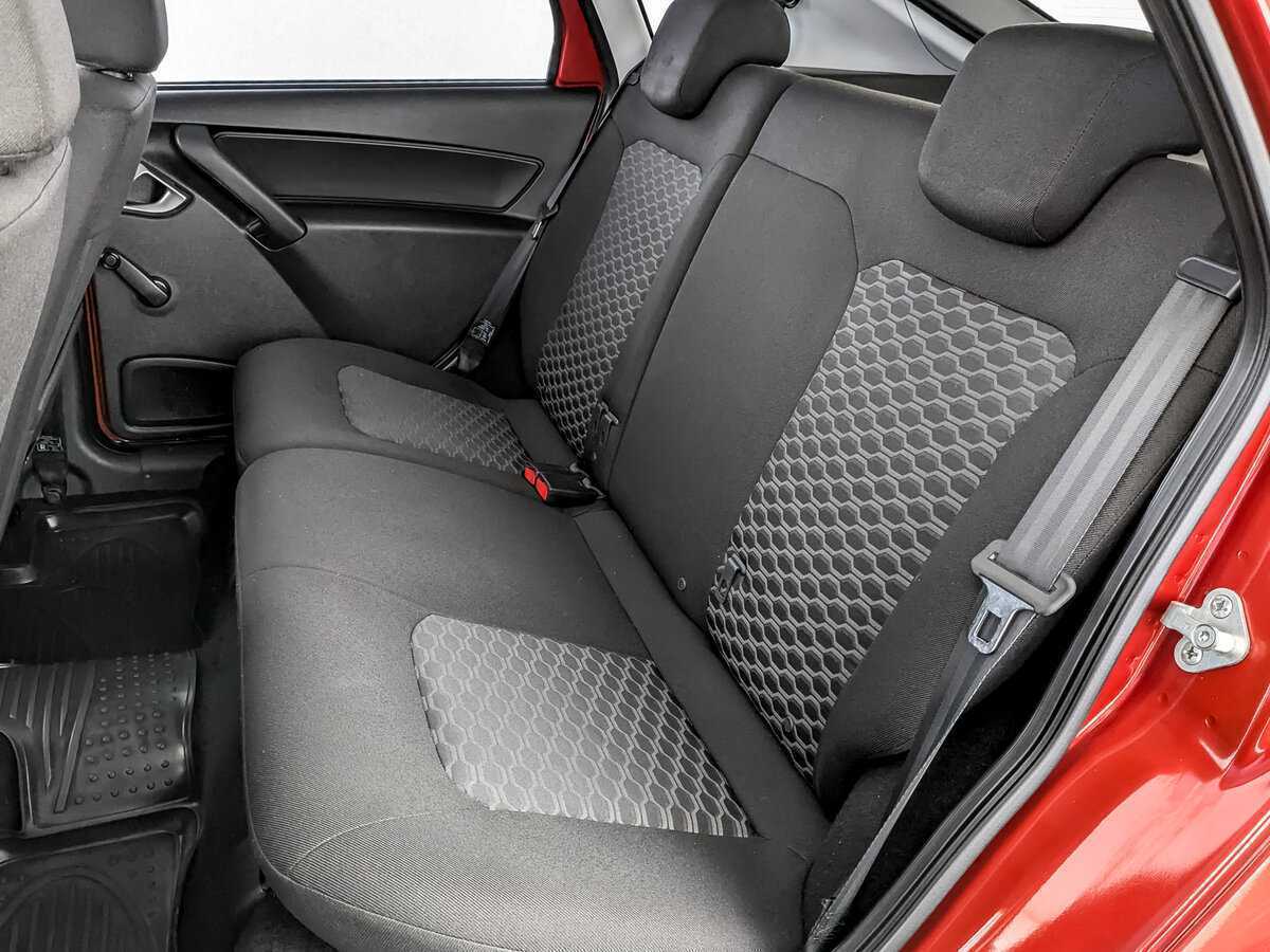 Купить Lada (ВАЗ) Granta с пробегом. Фото: #11