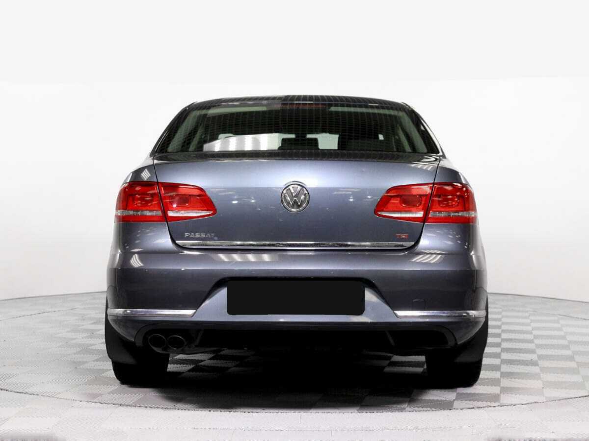 Купить Volkswagen Passat с пробегом. Фото: #4