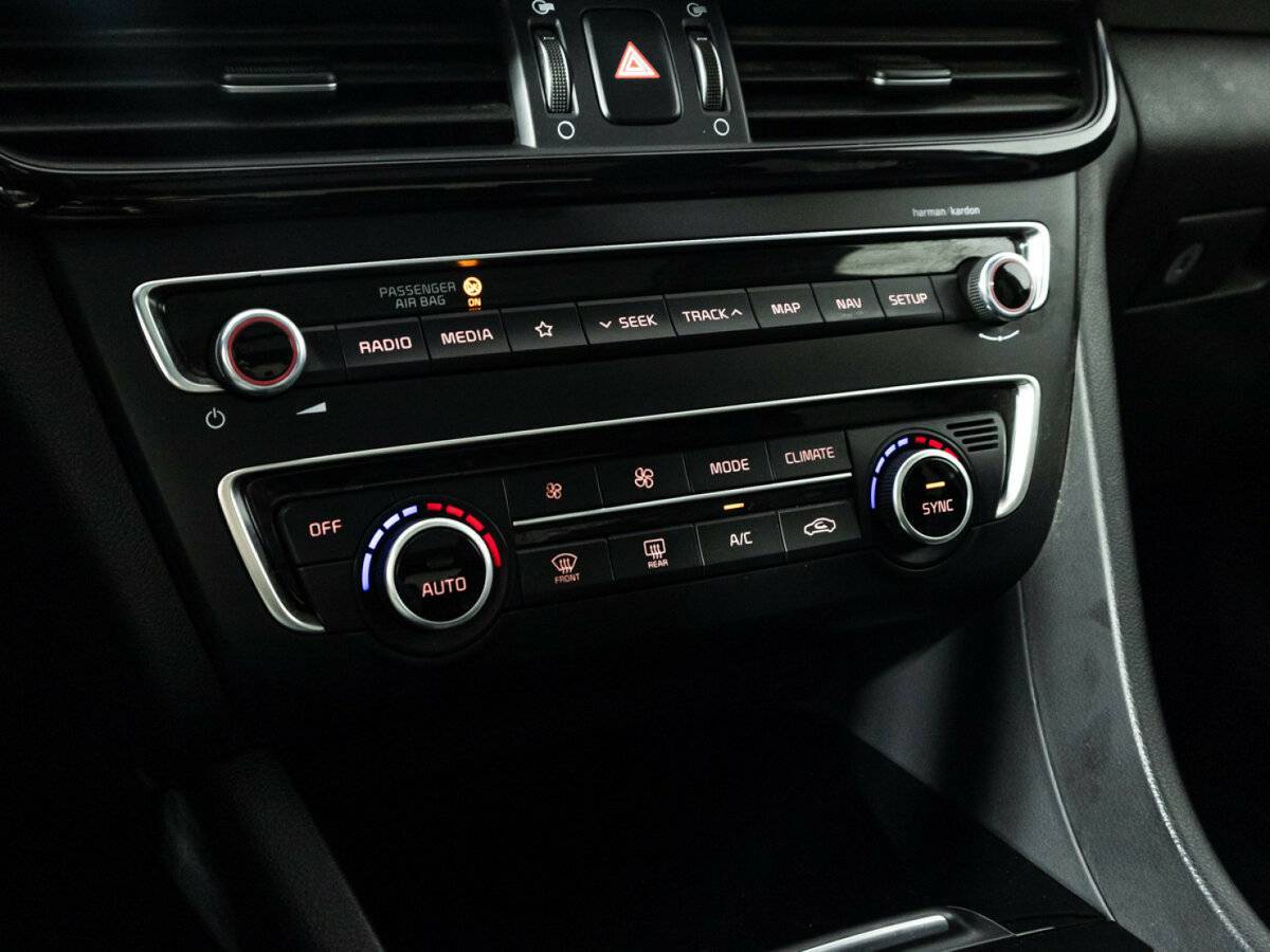 Купить Kia Optima с пробегом. Фото: #19