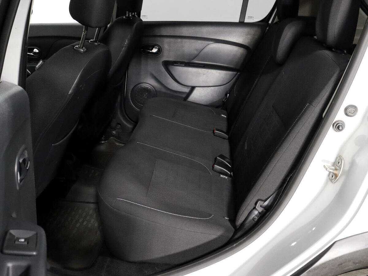 Купить Renault Sandero с пробегом. Фото: #7