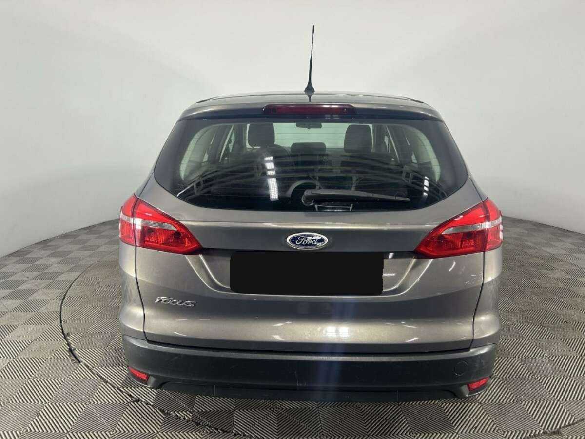 Купить Ford Focus с пробегом. Фото: #2