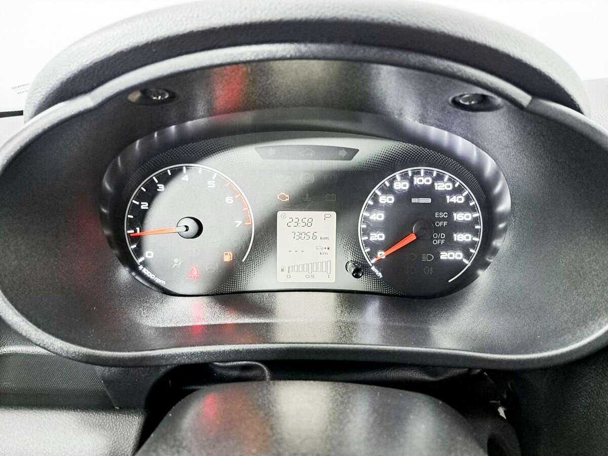 Купить Lada (ВАЗ) Granta с пробегом. Фото: #8