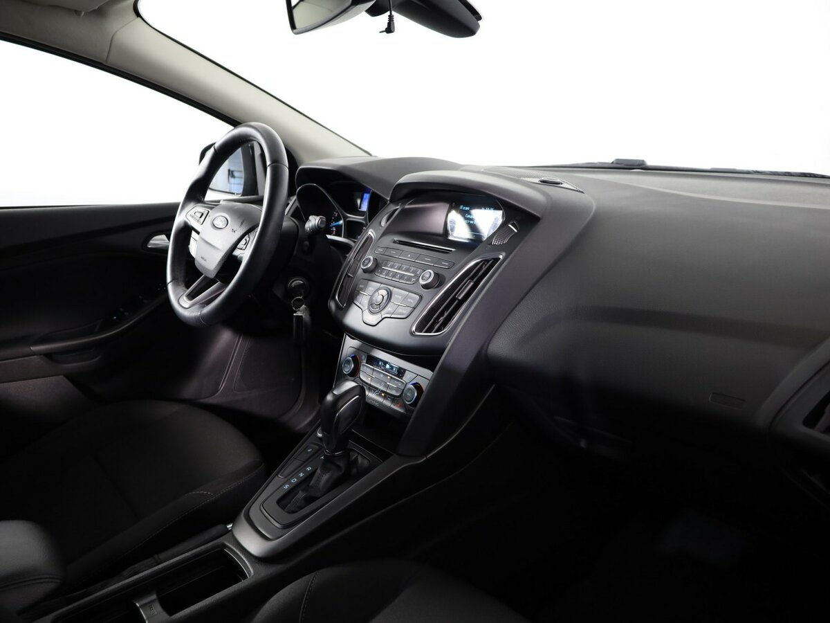 Купить Ford Focus с пробегом. Фото: #7