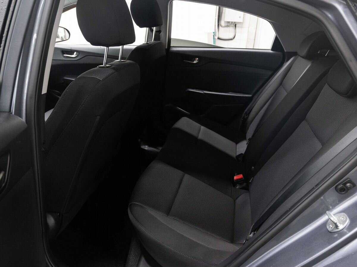 Купить Hyundai Solaris с пробегом. Фото: #10