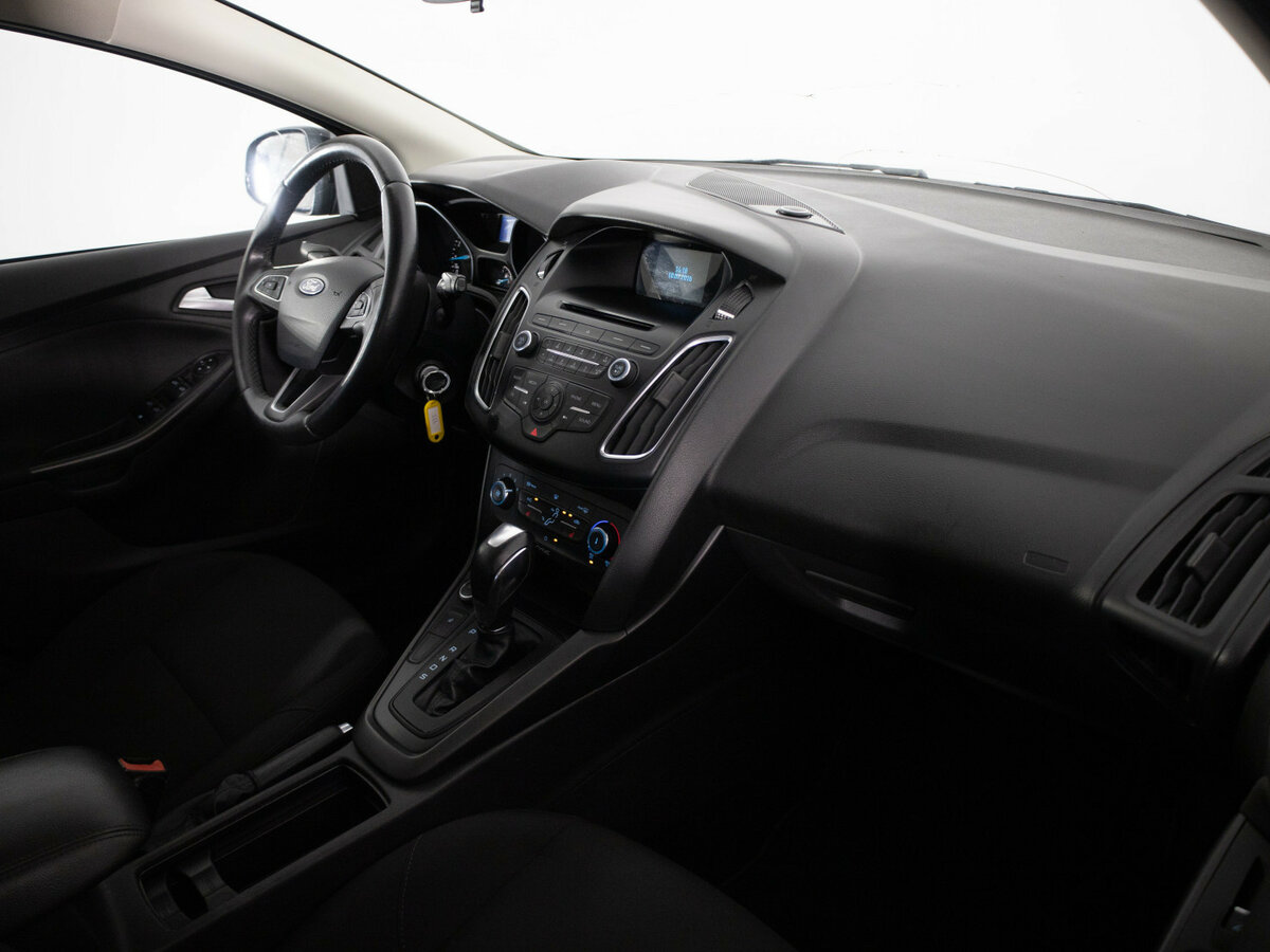 Купить Ford Focus с пробегом. Фото: #11